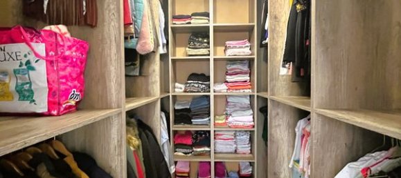 5 bedrooms House in Luisant, France No. 250695 15