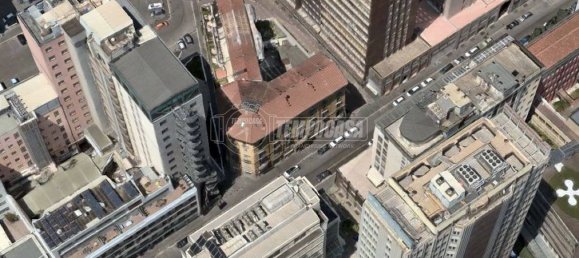 Parkplatz in Milan, Italy 11m², Nr. 273921 5