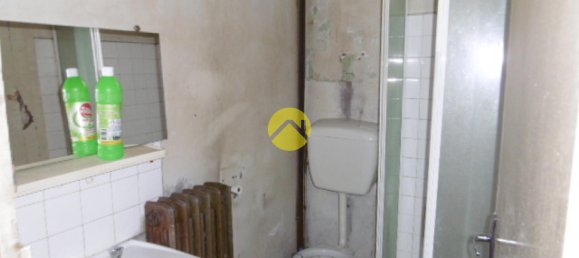 4 bedrooms House in Le Blanc, France No. 67191 8