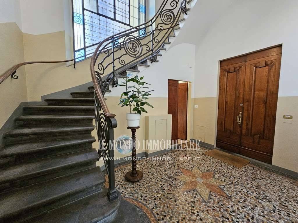 3-salle Appartement à Florence, Italy No. 375655