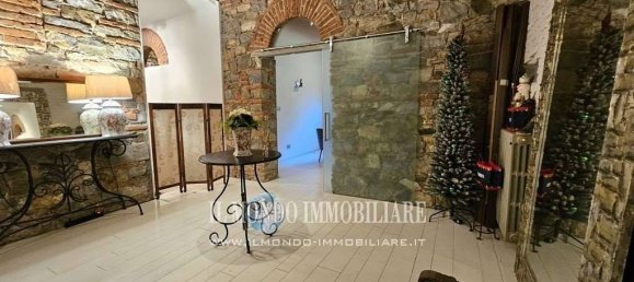 3-salle Appartement à Florence, Italy No. 375655 2