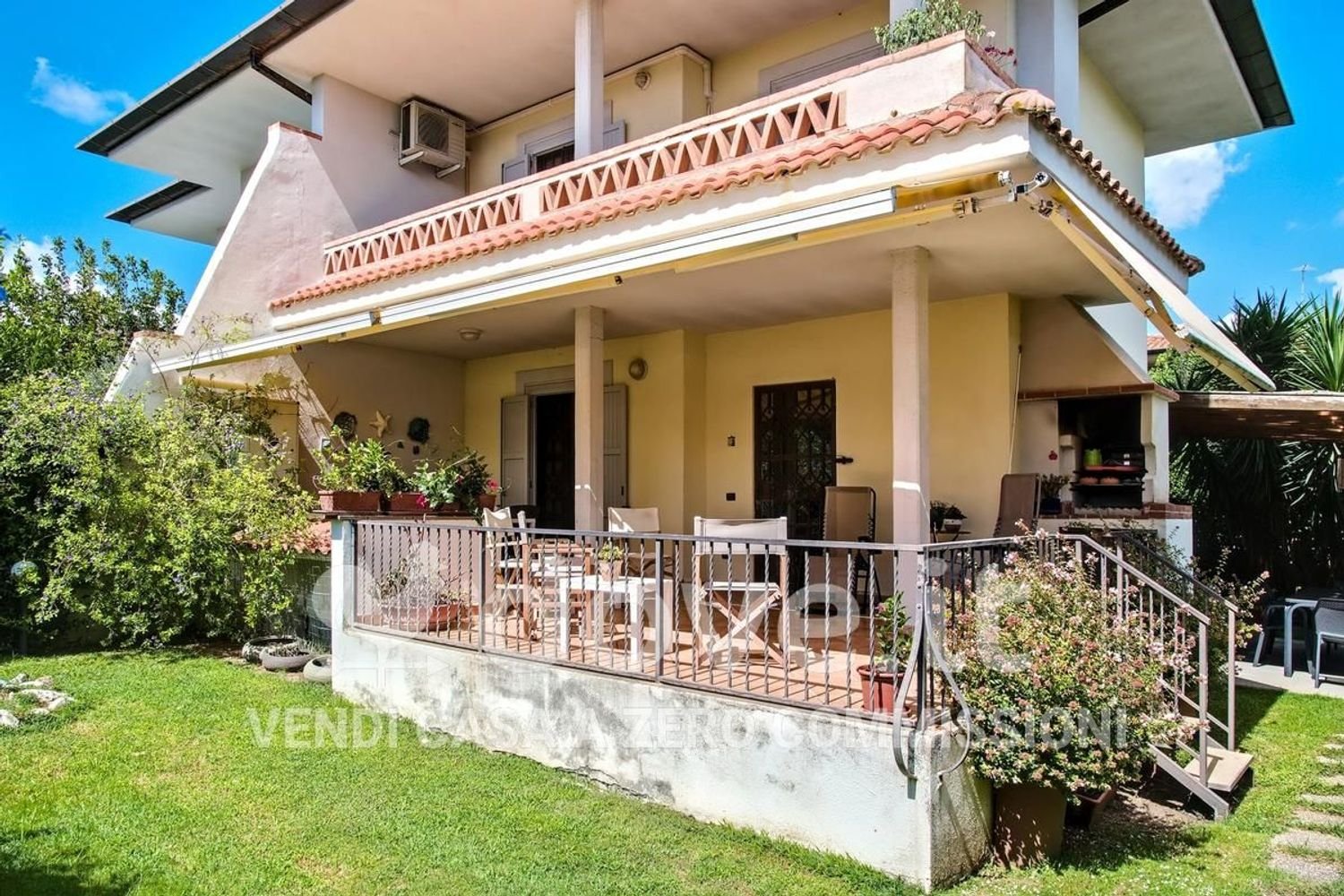 Villa T5 em Sabaudia, Italy N.º 312834