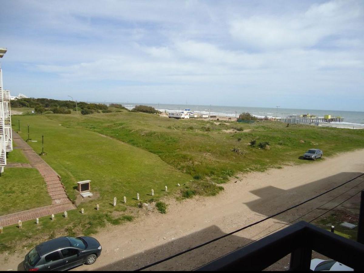 2 bedrooms Apartment in Mar del Plata, Argentina No. 93096