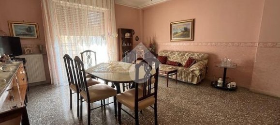 Apartamento de 4 habitaciónes en Trani, Italy No. 117844 2