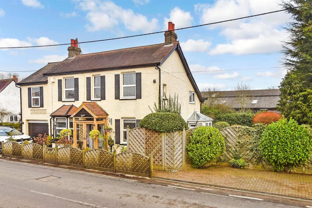 3 bedrooms House in Essex, United Kingdom No. 3961