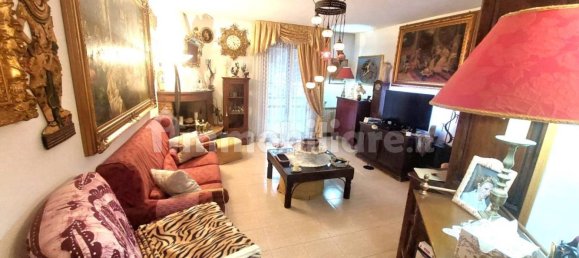 2 bedrooms Apartment in Figline e Incisa Valdarno, Italy No. 147148 2