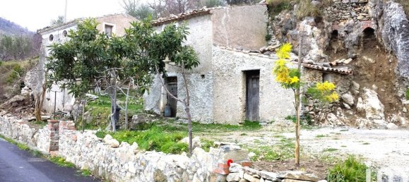 2 Schlafzimmer Haus in Belmonte Calabro, Italy, Nr. 232499 9