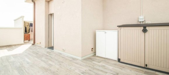 6 rooms Penthouse in Cento, Italy No. 233170 19