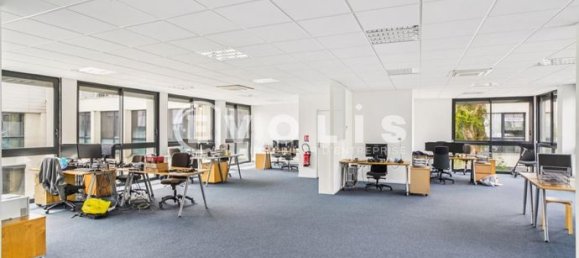 496m² Office in Palaiseau, France No. 315496 5