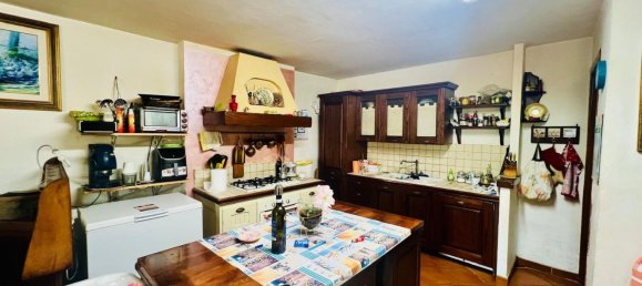 6 غرف نوم منزل في Tolfa, Italy رقم 323565 2