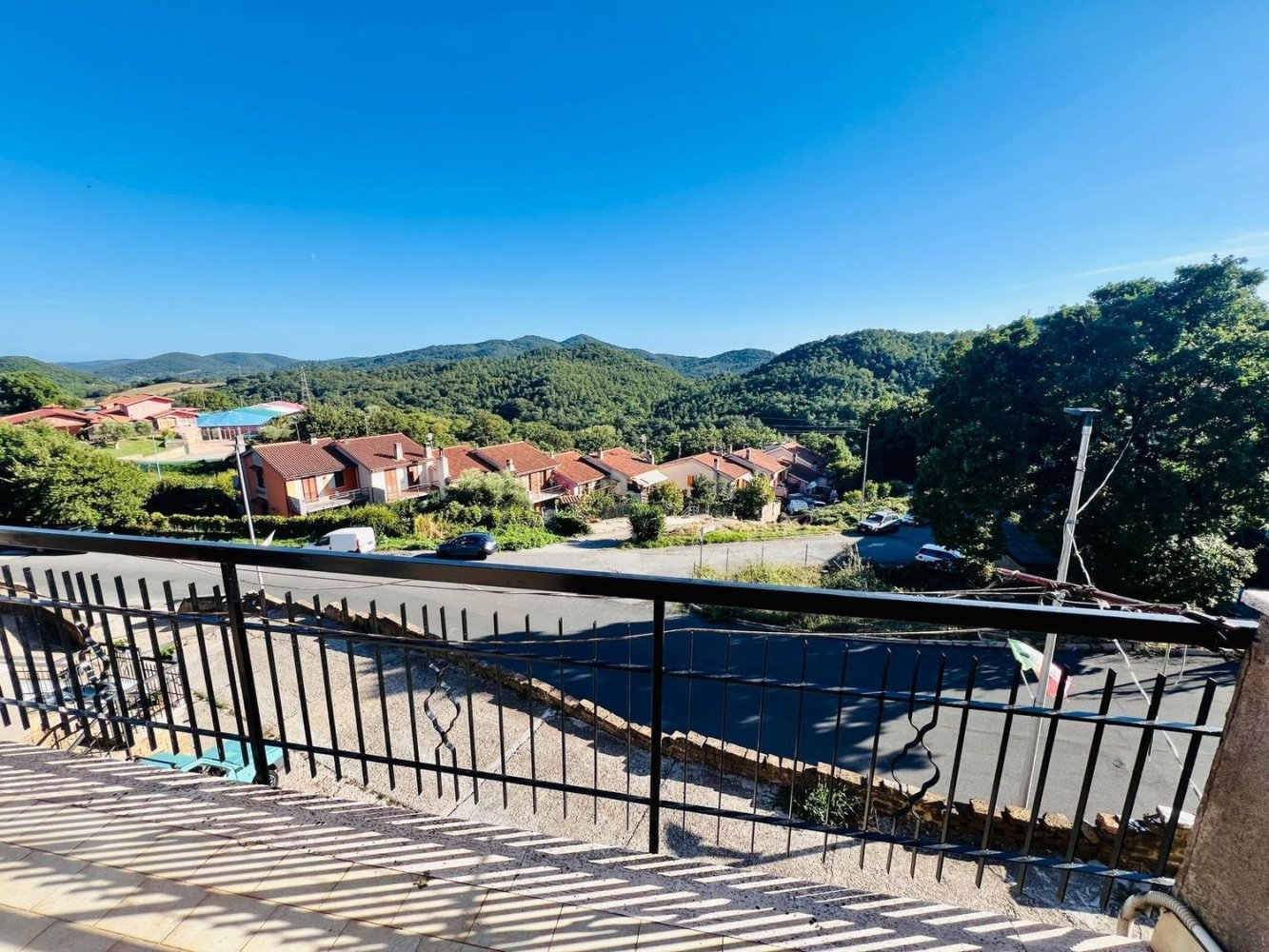 6 غرف نوم منزل في Tolfa, Italy رقم 323565