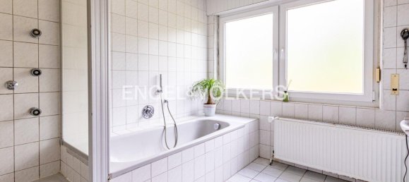 Casa de 7 habitaciónes en Leer, Germany No. 350567 4