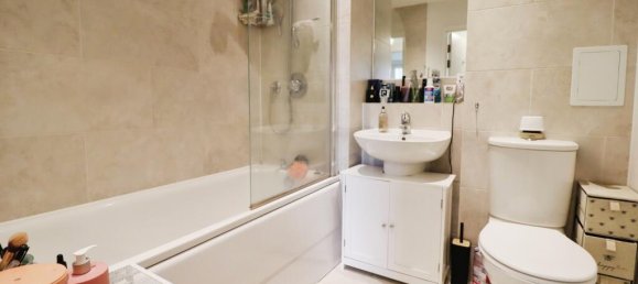 1 bedroom Apartment in Maidenhead, United Kingdom No. 10943 9