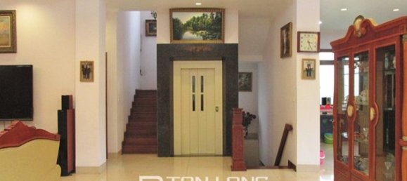 4 bedrooms Villa in Long Bien, Vietnam No. 3289 6