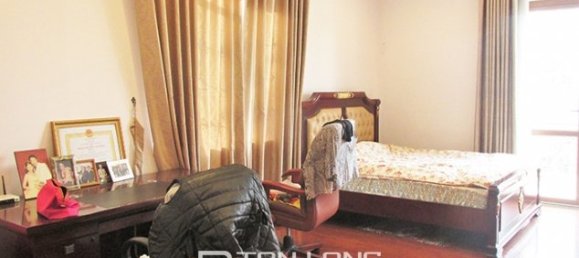 4 bedrooms Villa in Long Bien, Vietnam No. 3289 10