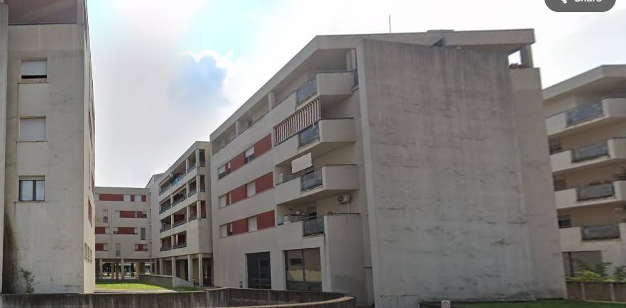 Propiedad comercial de 3 habitaciónes en Brescia, Italy No. 357239