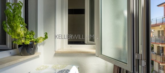 4 rooms Apartment in Rome, Italy No. 280446 7