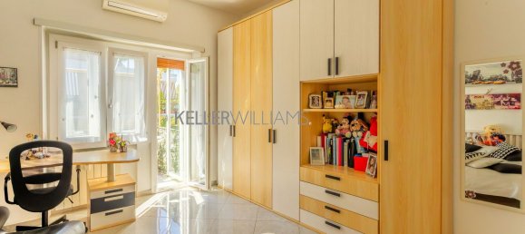 4 rooms Apartment in Rome, Italy No. 280446 9