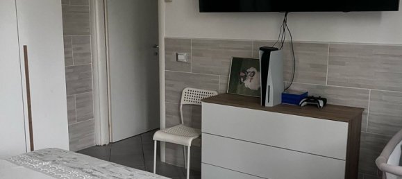 2-salle Appartement à Sirmione, Italy No. 278878 10