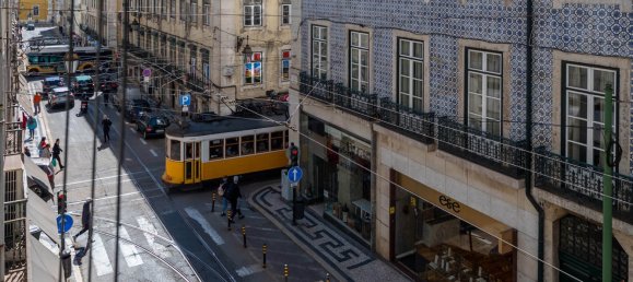 3 bedrooms Apartment in Lisbon, Portugal No. 9719 25