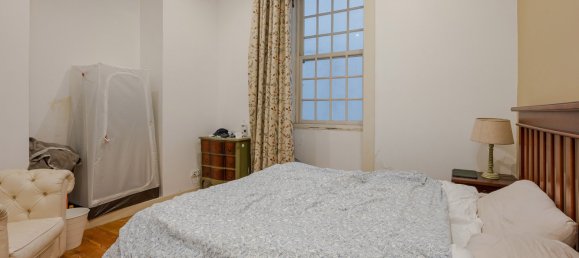 3 bedrooms Apartment in Lisbon, Portugal No. 9719 19