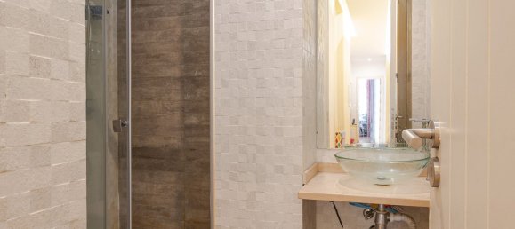 3 bedrooms Apartment in Lisbon, Portugal No. 9719 18