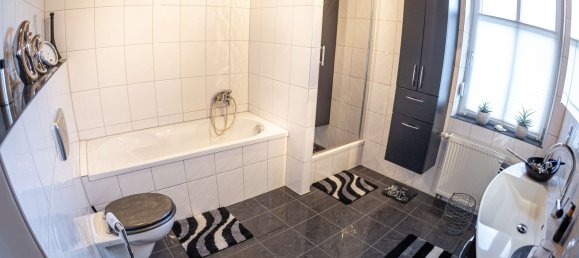 Casa de 4 dormitorios en Bottrop, Germany No. 36183 8