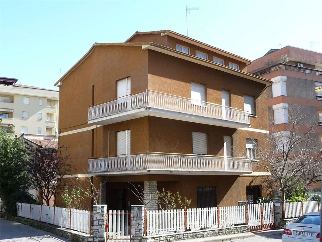 Офис 85м² в Перуджа, Италия № 78061