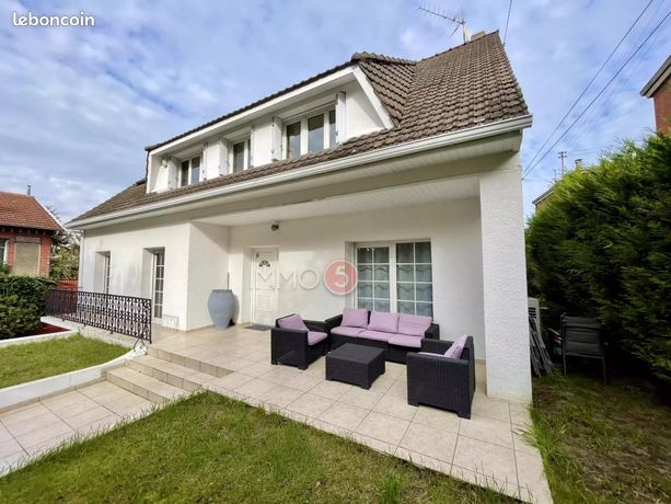 5 bedrooms House in Le Raincy, France No. 313548