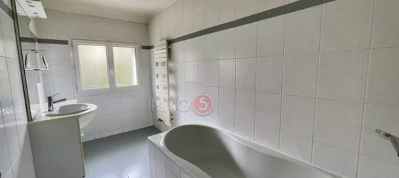 5 bedrooms House in Le Raincy, France No. 313548 13