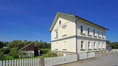 8 rooms House in Gmund, Austria No. 85625