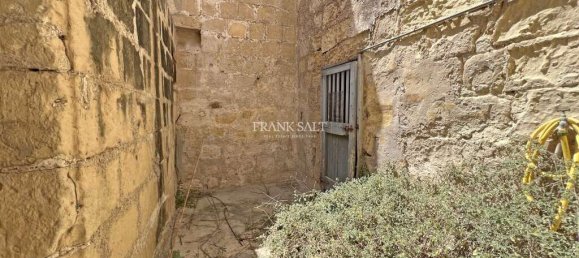 Casa T4 em Zebbug, Malta N.º 1882 11