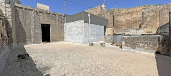 Casa T4 em Zebbug, Malta N.º 1882 9