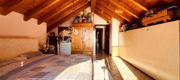 Квартира с 2 спальнями в Казатеново, Италия № 228392 13