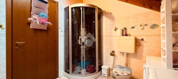 Квартира с 2 спальнями в Казатеново, Италия № 228392 25