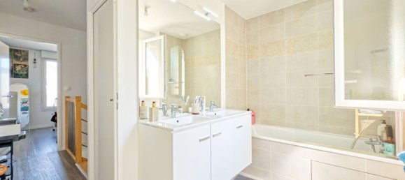 Casa de 5 habitaciónes en Bruyeres-sur-Oise, France No. 337575 7