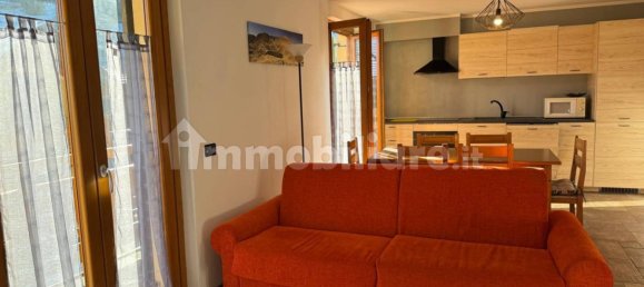 2 bedrooms Apartment in Castione della Presolana, Italy No. 108255 4