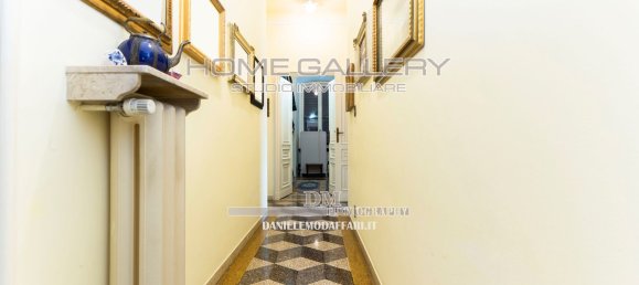 5 rooms Apartment in Genoa, Italy No. 184464 18