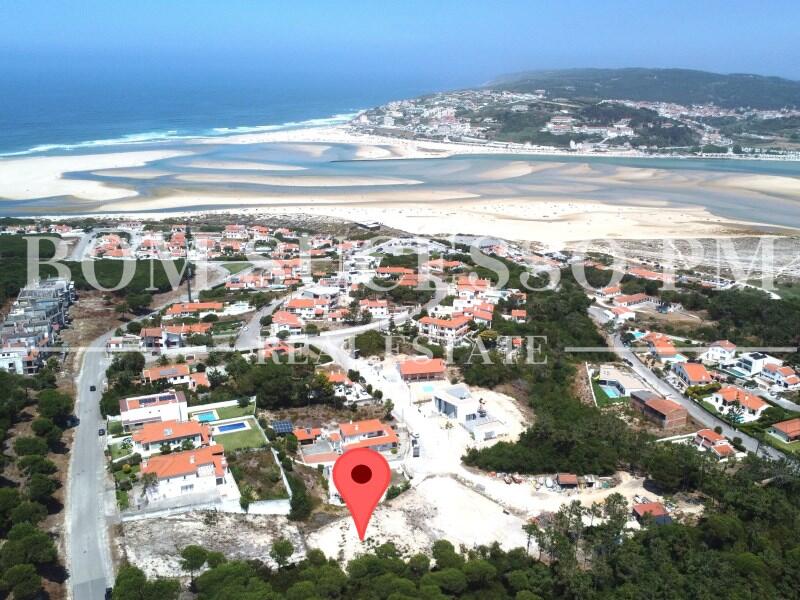 401m² Land in Obidos, Portugal No. 225565