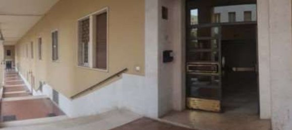 6 bedrooms Apartment in Rome, Italy No. 356433 4