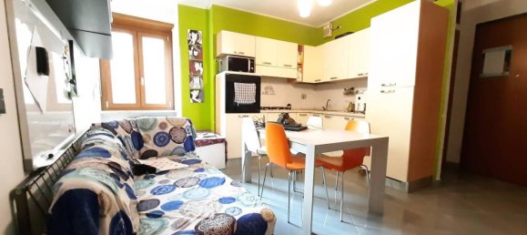 3 rooms Apartment in Settimo Torinese, Italy No. 151020 3