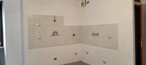 3 rooms Apartment in Settimo Torinese, Italy No. 151020 2