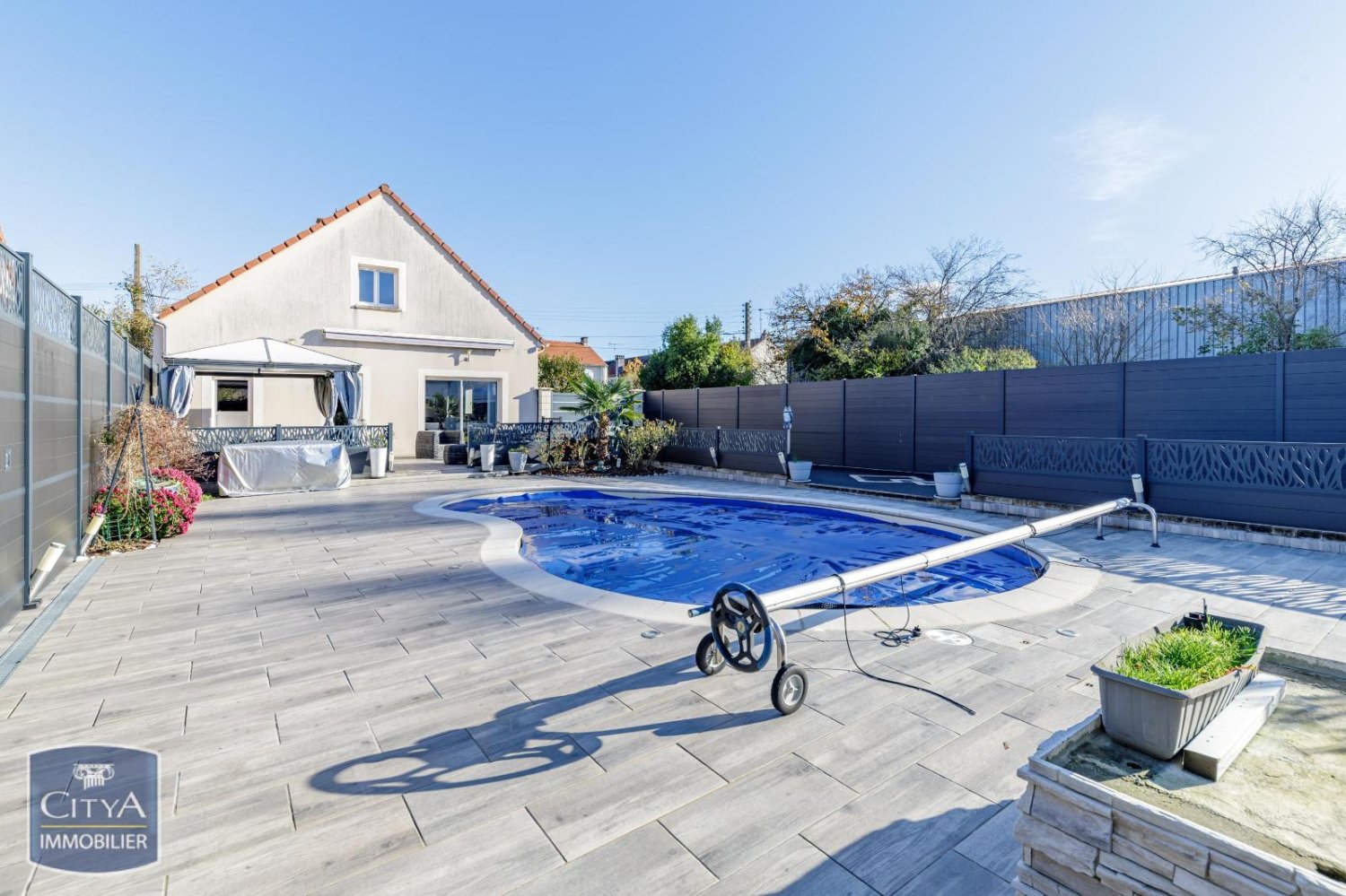 4 bedrooms House in Chateauroux, France No. 50258