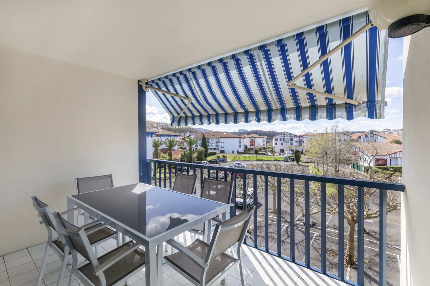 2 bedrooms Apartment in Urrugne, France No. 97395