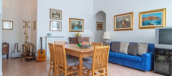 2 bedrooms Apartment in Imperia, Italy No. 353048 7