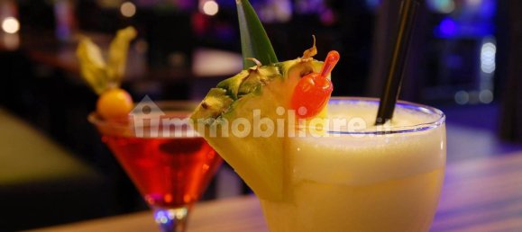 2غرفة عقار تجاري في Florence, Italy رقم 112313 8