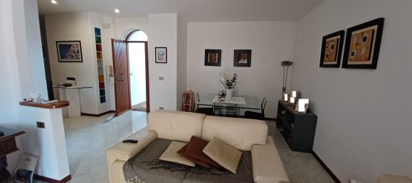 7-salle Maison à Latina, Italy No. 209667 8