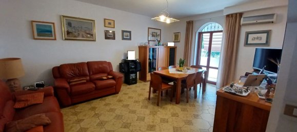 7-salle Maison à Latina, Italy No. 209667 14