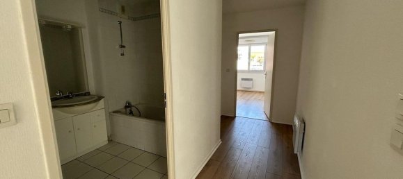 2 bedrooms Apartment in Reims, France No. 159180 13