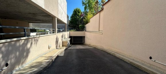 2 bedrooms Apartment in Reims, France No. 159180 2